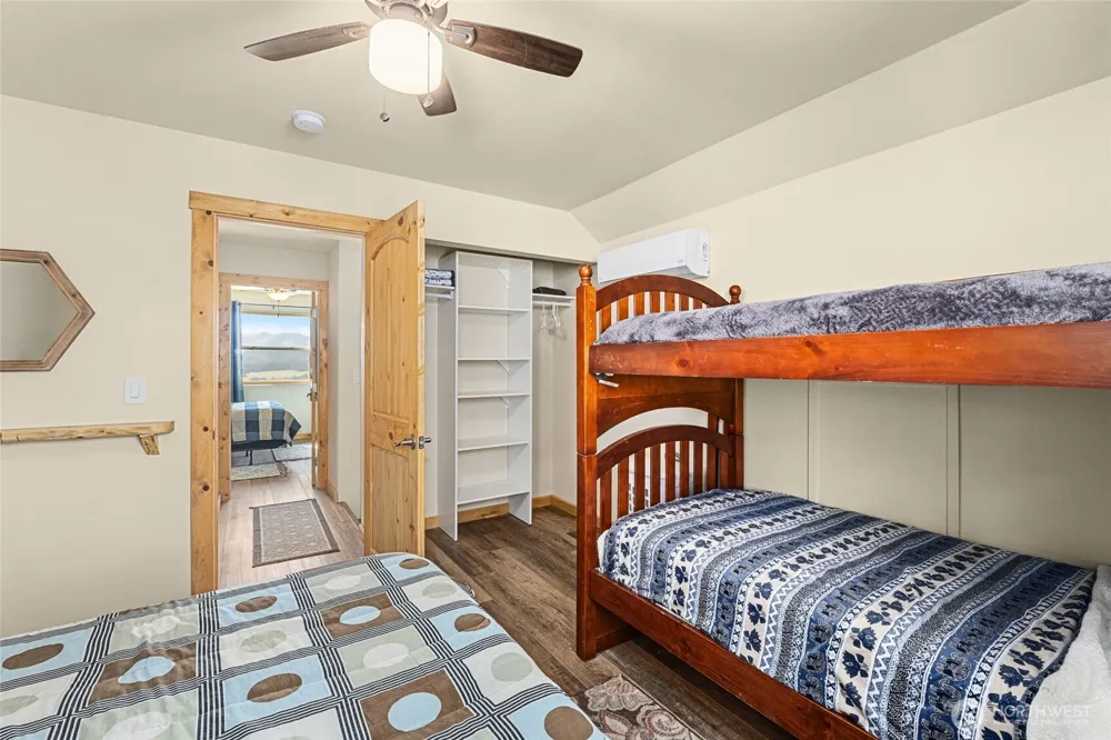 6523 Camp Naborlee Road Fruitland, WA 99129