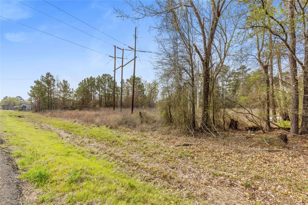 11 Eagle Falls Boulevard Trinity, TX 75862