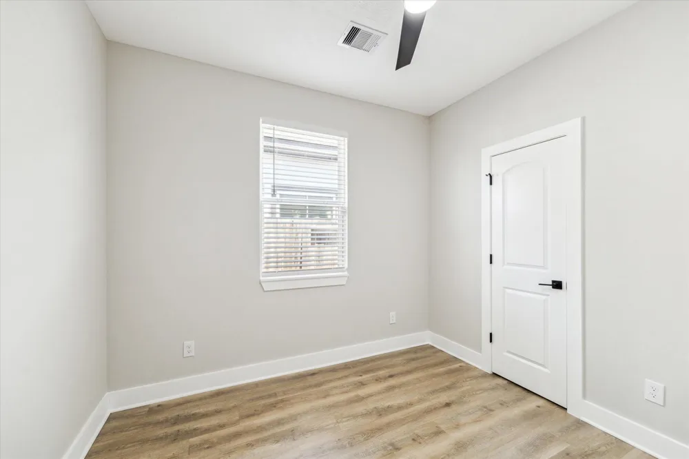 8130 Sunbury Street Houston, TX 77028