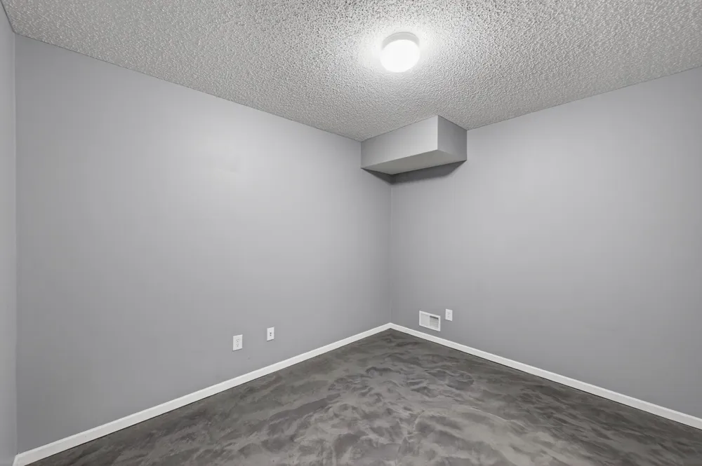 4735 Victor Path #6 Hugo, MN 55038