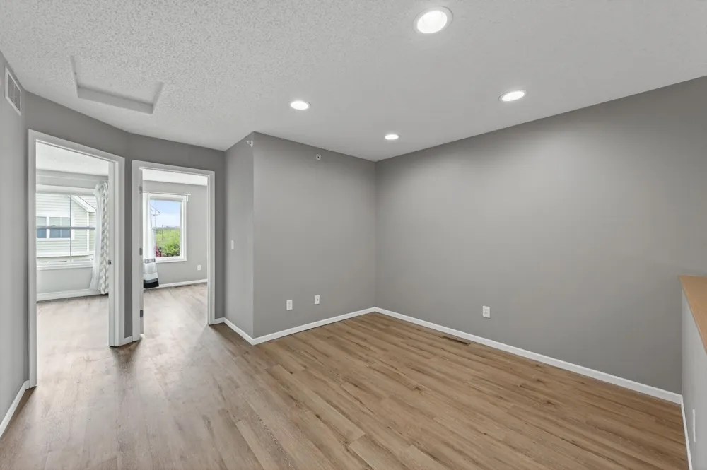 4735 Victor Path #6 Hugo, MN 55038