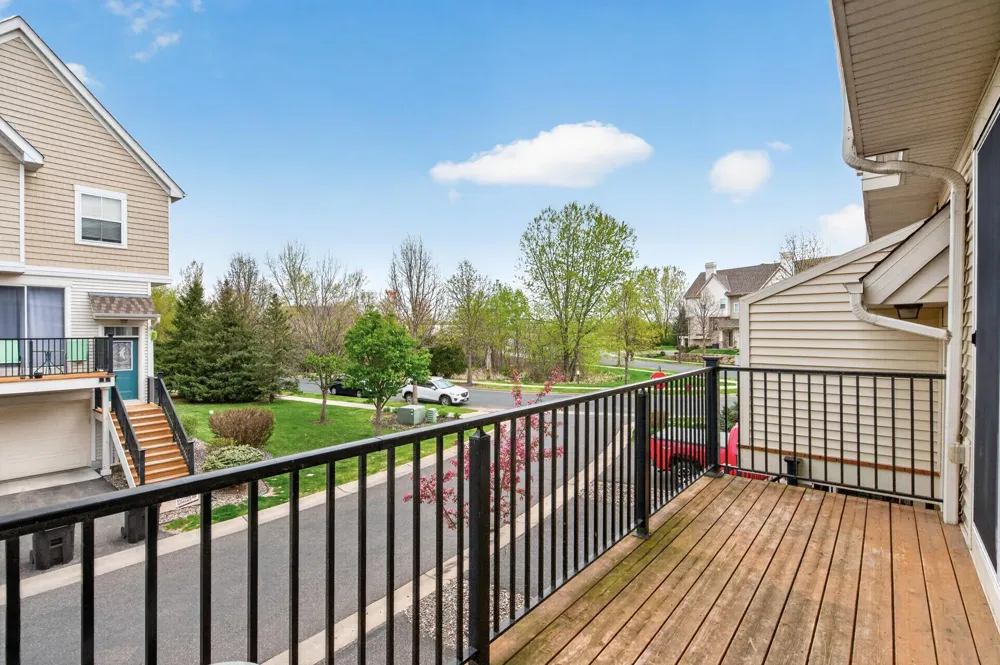 4735 Victor Path #6 Hugo, MN 55038