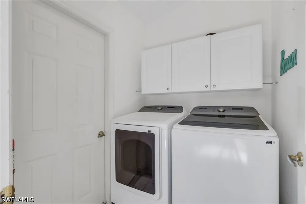 W Crown Pointe Boulevard Naples, FL 34112
