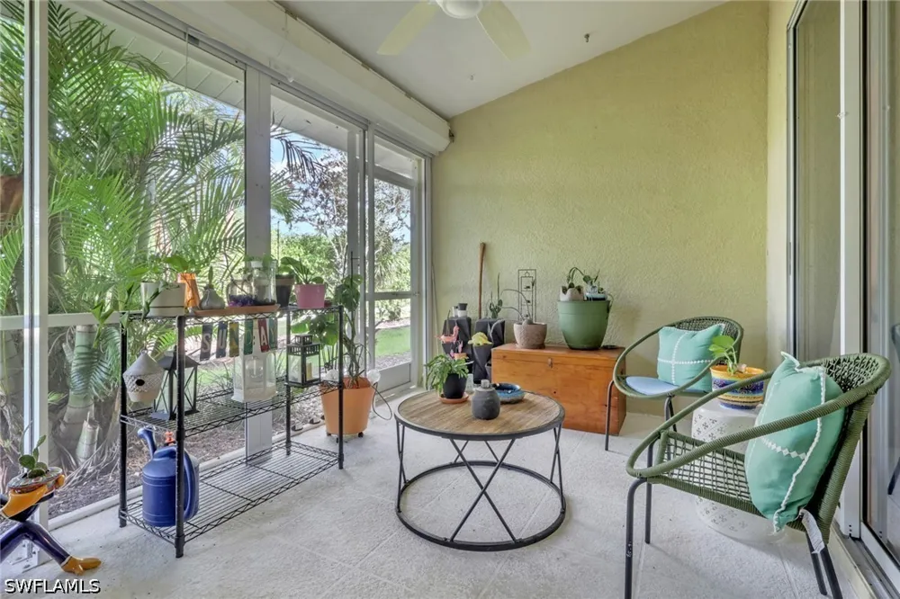 W Crown Pointe Boulevard Naples, FL 34112