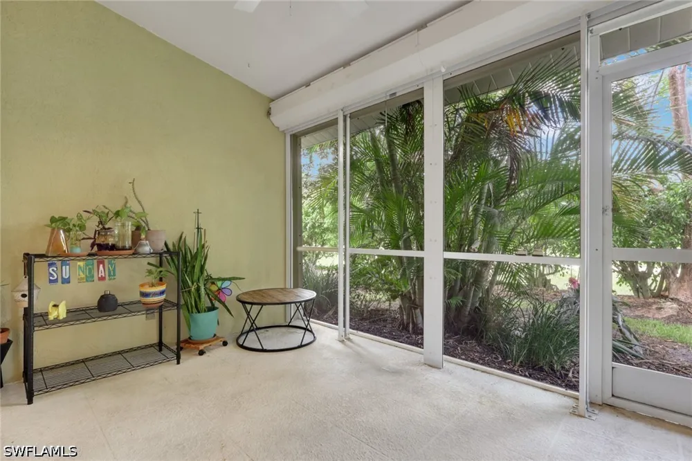 W Crown Pointe Boulevard Naples, FL 34112