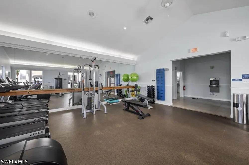 W Crown Pointe Boulevard Naples, FL 34112