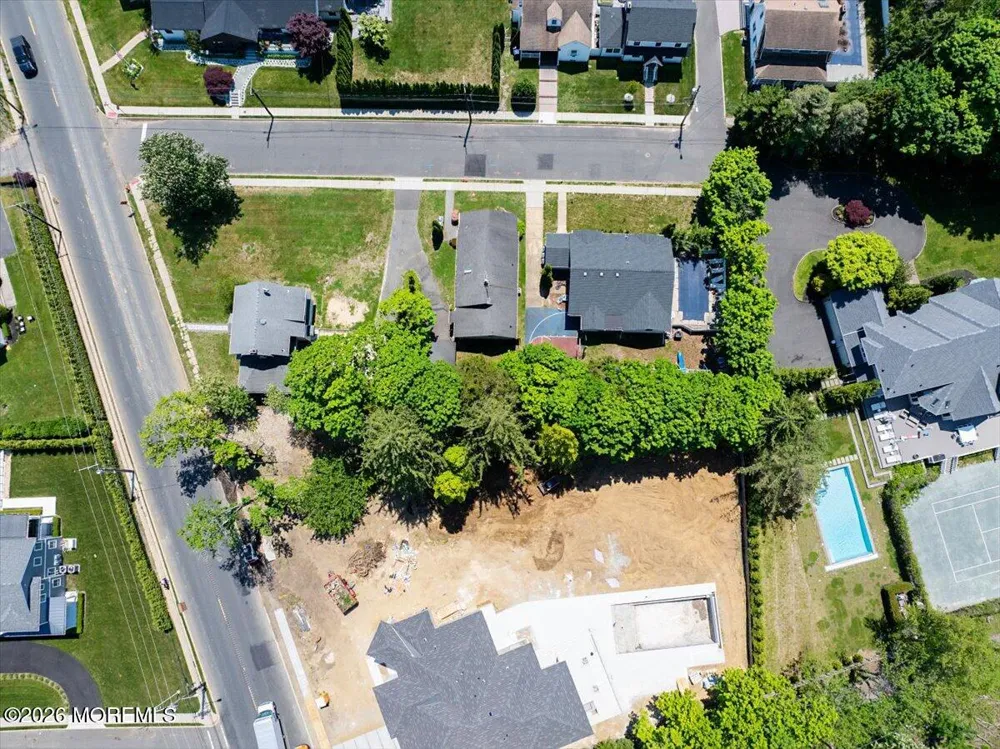 1012 Norwood Avenue Oakhurst, NJ 07755