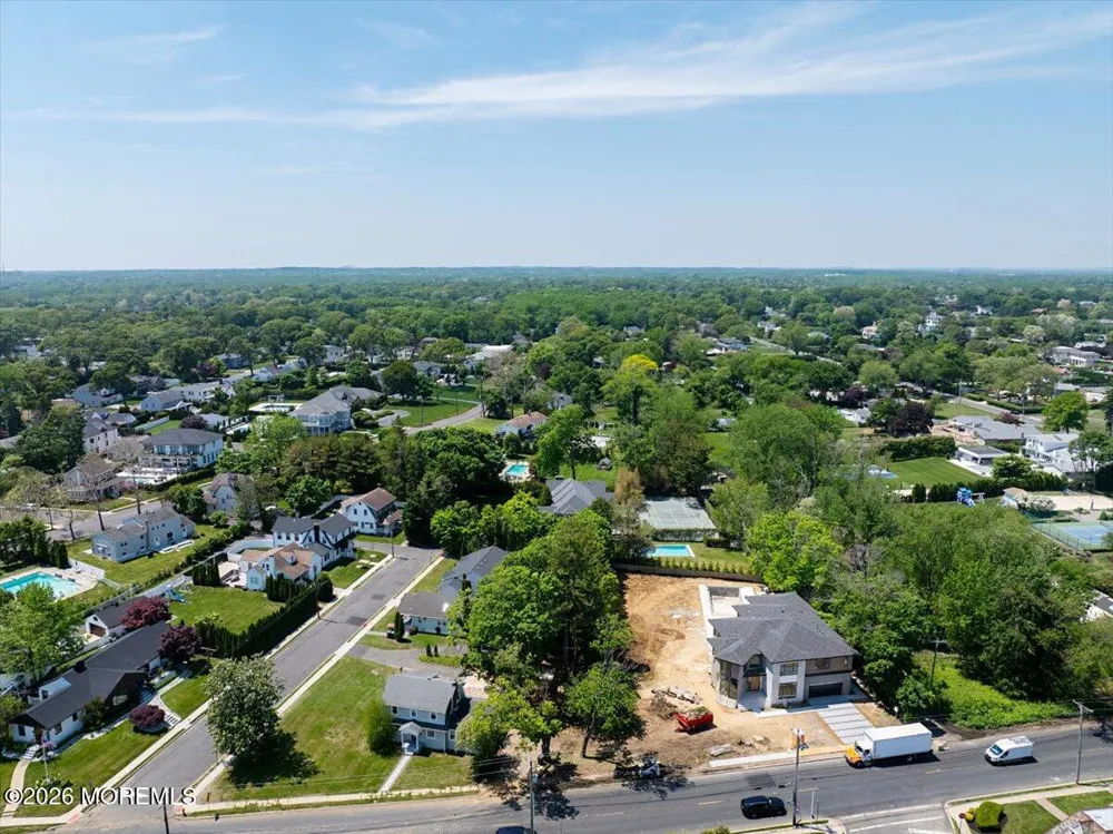 1012 Norwood Avenue Oakhurst, NJ 07755