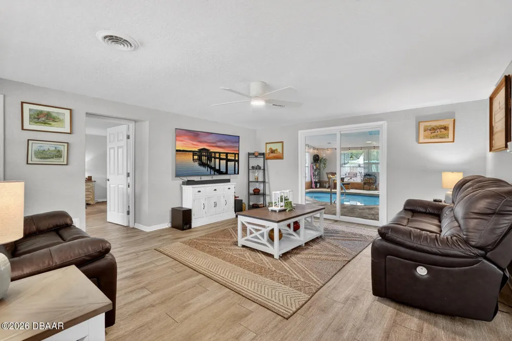 925 Flagler Avenue Edgewater, FL 32132