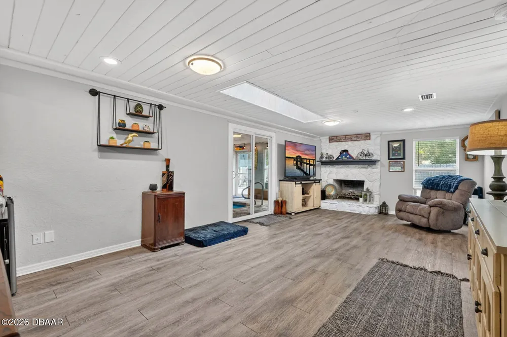 925 Flagler Avenue Edgewater, FL 32132