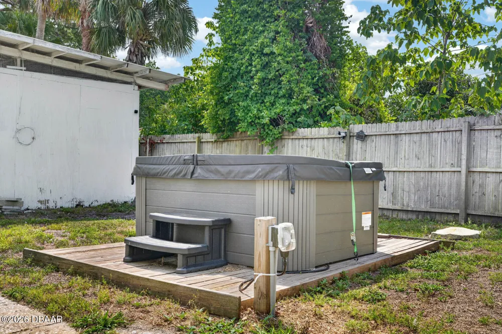 925 Flagler Avenue Edgewater, FL 32132