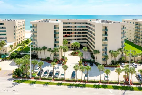 4555 S Atlantic Avenue S #4304