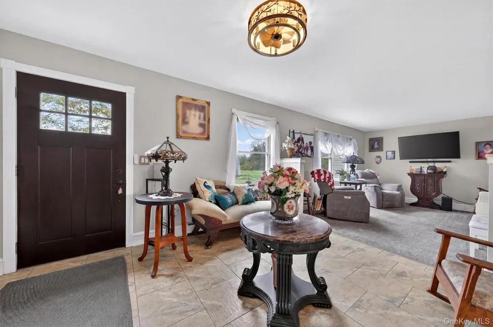 60 Long Lane Wallkill, NY 12589
