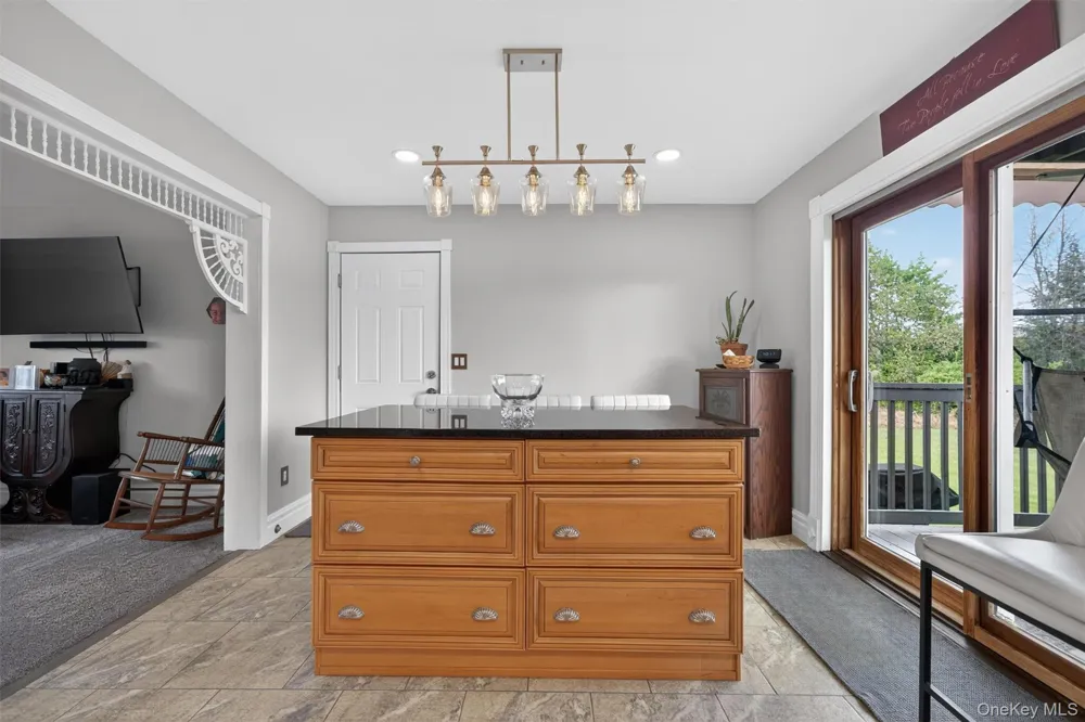 60 Long Lane Wallkill, NY 12589