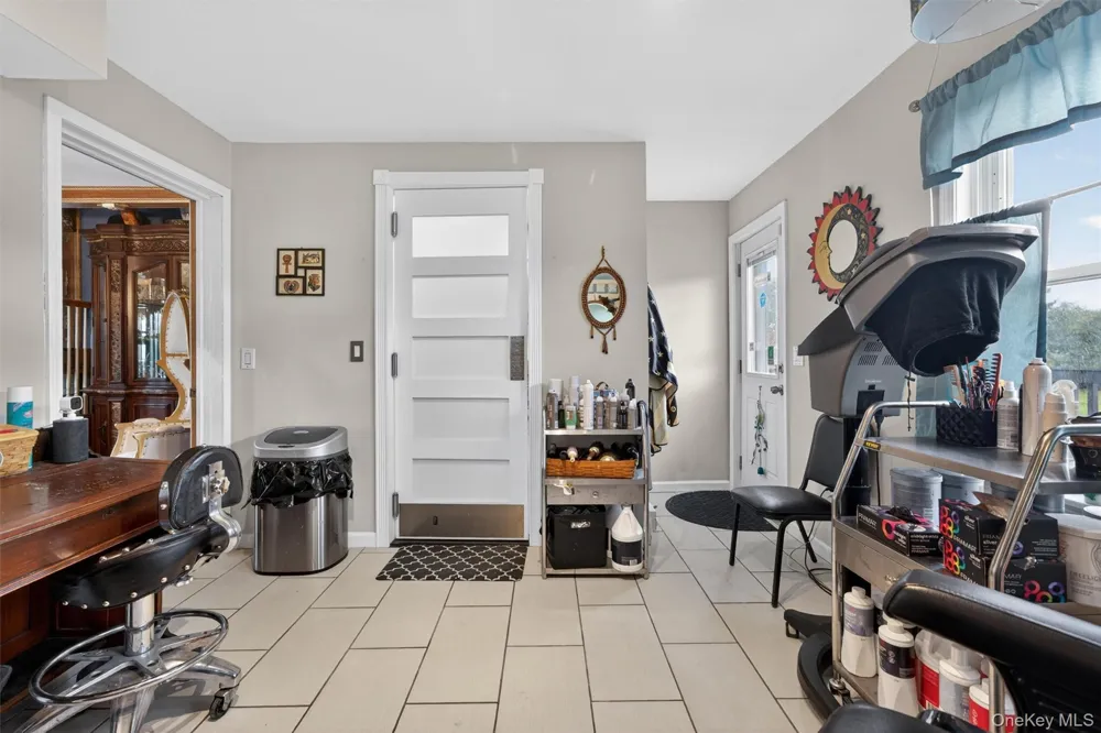 60 Long Lane Wallkill, NY 12589