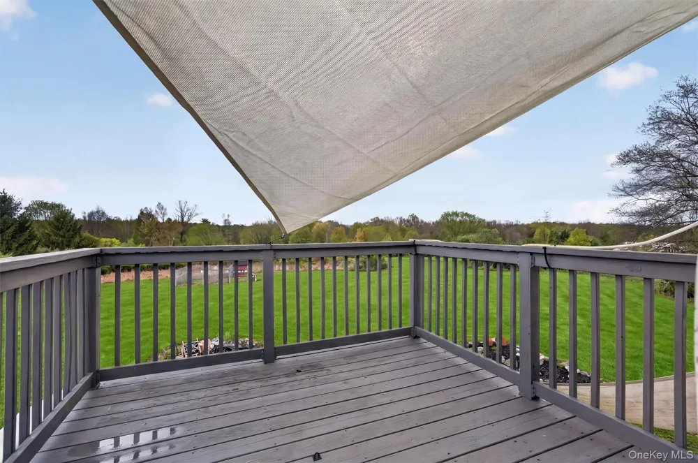 60 Long Lane Wallkill, NY 12589