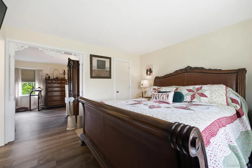 60 Long Lane Wallkill, NY 12589