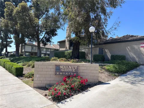 586 Diamond Court