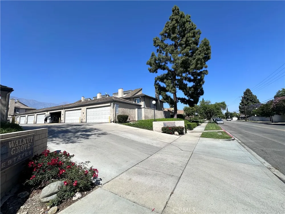 586 Diamond Court Upland, CA 91786