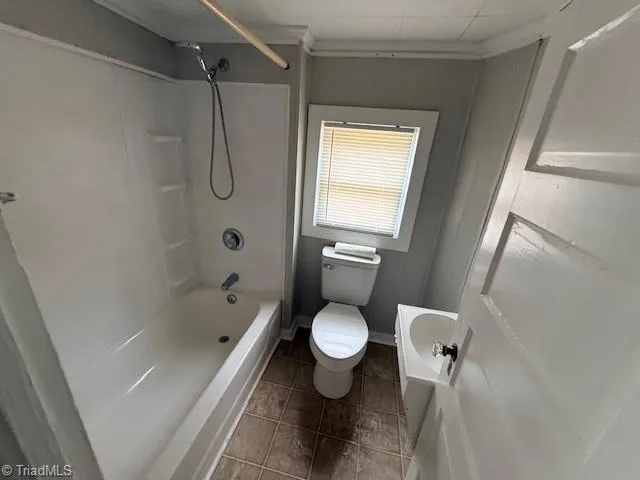 904 Harris Street Eden, NC 27288