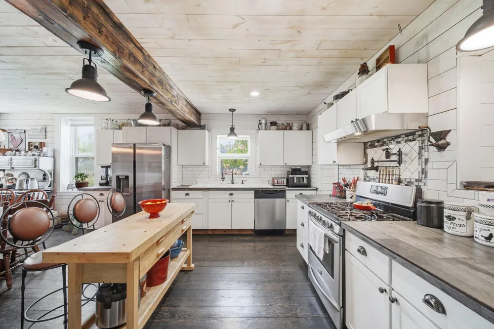 403 E Main Street Morenci, MI 49256
