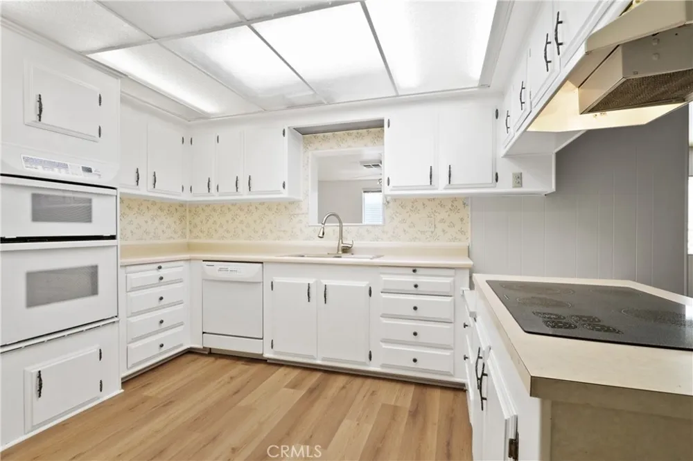 3800 Bradford Street #307 La Verne, CA 91750