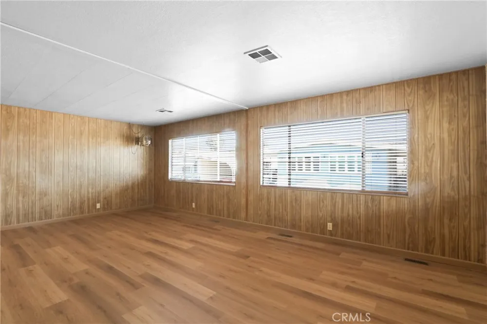 3800 Bradford Street #307 La Verne, CA 91750