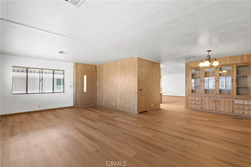 3800 Bradford Street #307 La Verne, CA 91750