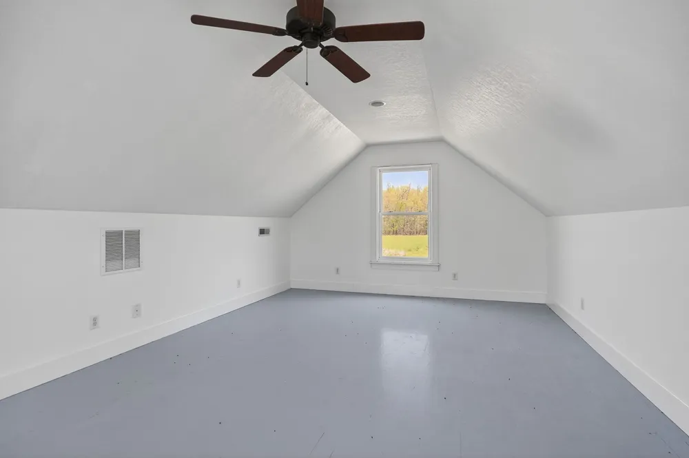 302 Ligon Ln Baxter, TN 38544