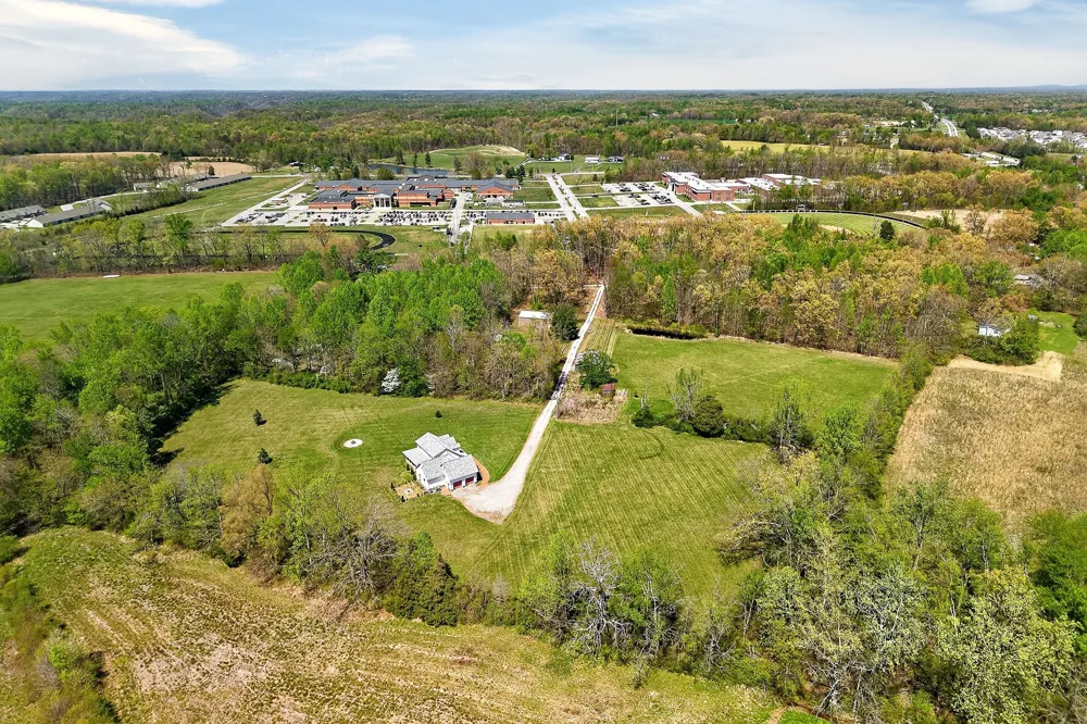 302 Ligon Ln Baxter, TN 38544