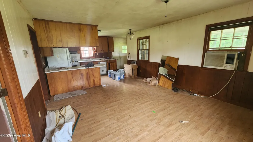581 Hallsboro Road Clarkton, NC 28433