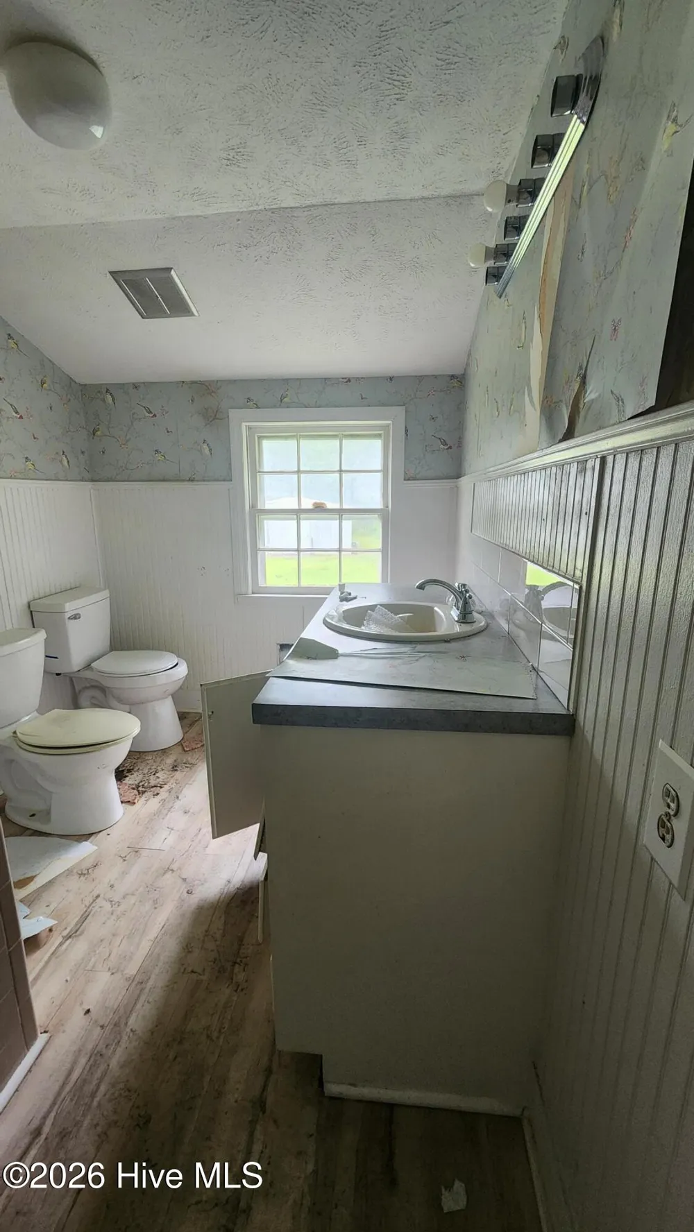 581 Hallsboro Road Clarkton, NC 28433
