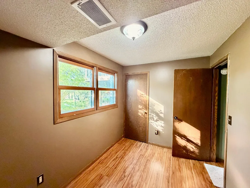 32185 290th Street Worthington, MN 56187