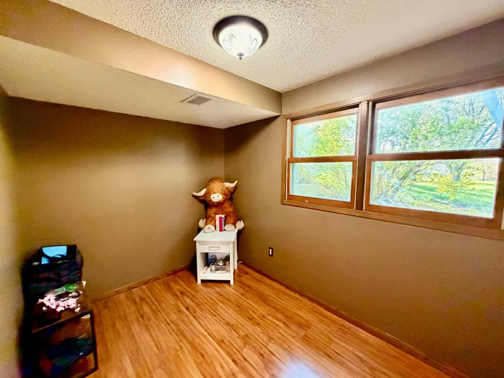 32185 290th Street Worthington, MN 56187