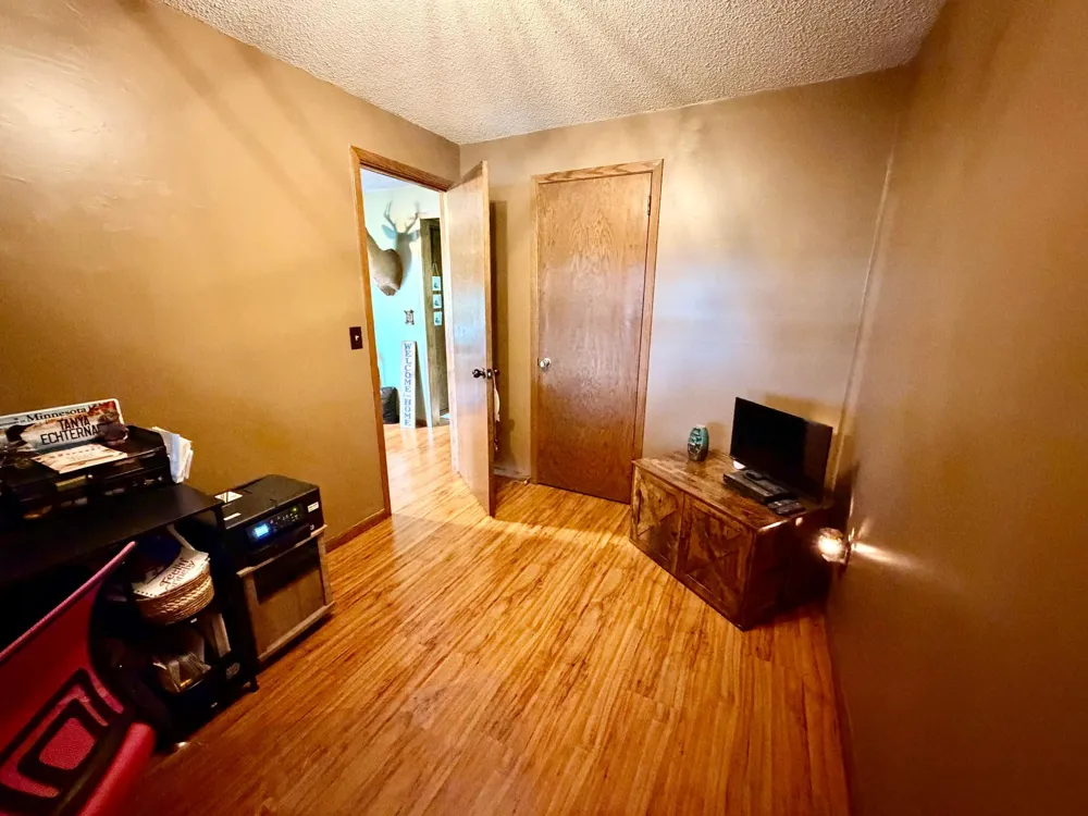 32185 290th Street Worthington, MN 56187
