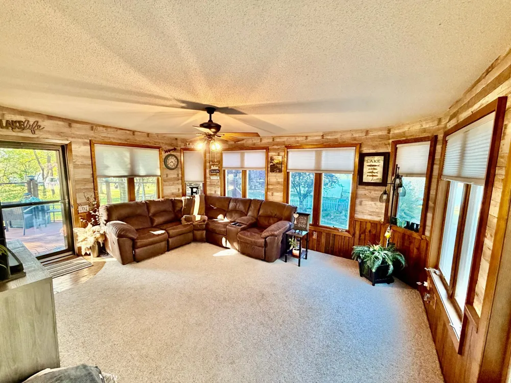32185 290th Street Worthington, MN 56187