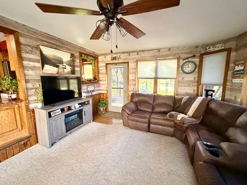 32185 290th Street Worthington, MN 56187