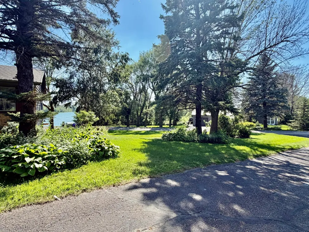 32185 290th Street Worthington, MN 56187