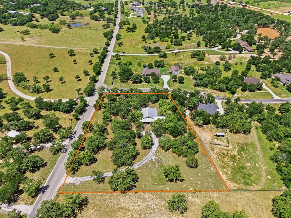 1528 Tidwell Road Brock, TX 76087
