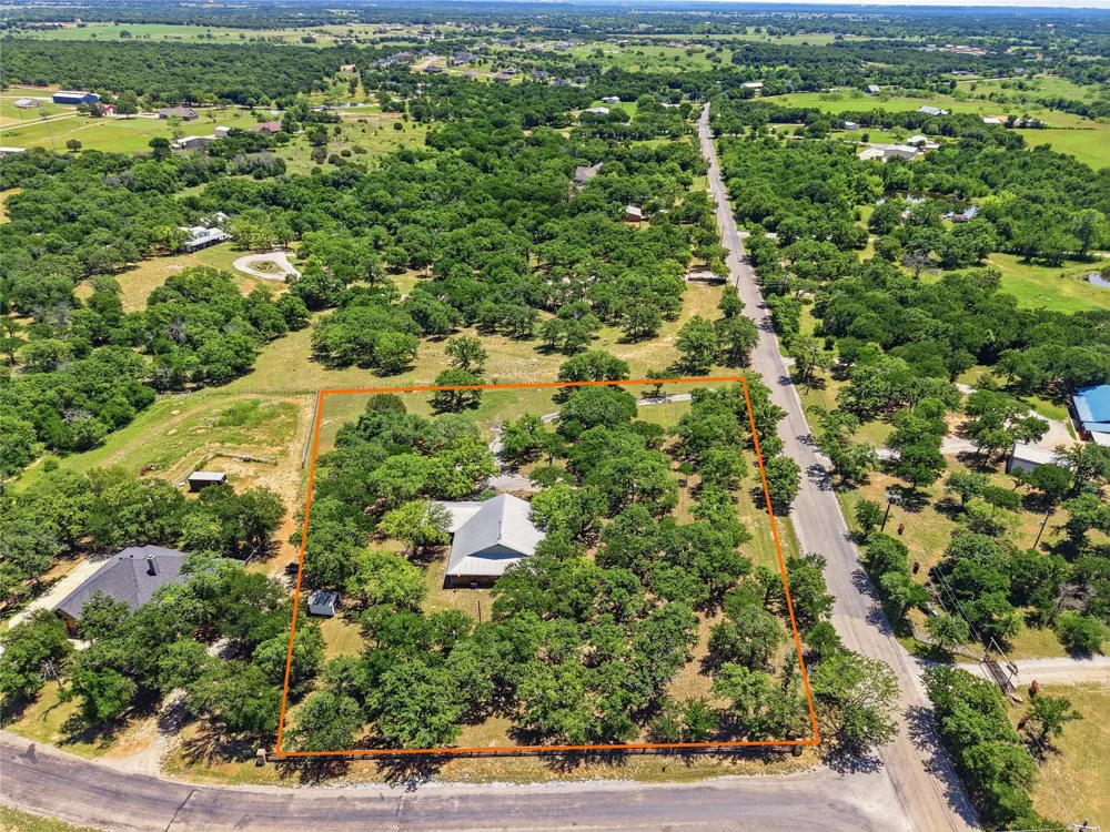 1528 Tidwell Road Brock, TX 76087