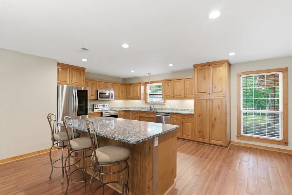 1528 Tidwell Road Brock, TX 76087