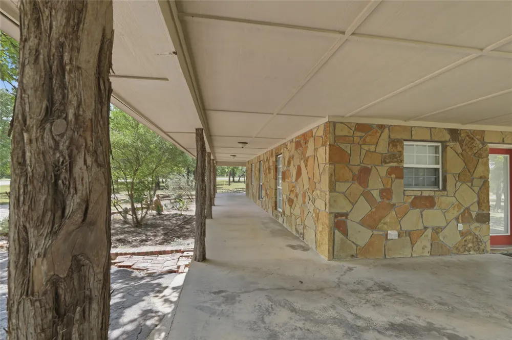 1528 Tidwell Road Brock, TX 76087
