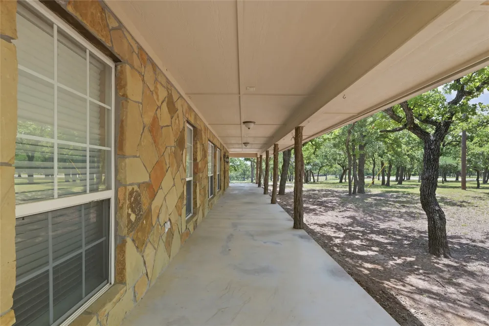 1528 Tidwell Road Brock, TX 76087