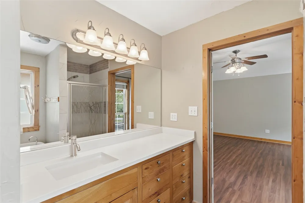 1528 Tidwell Road Brock, TX 76087
