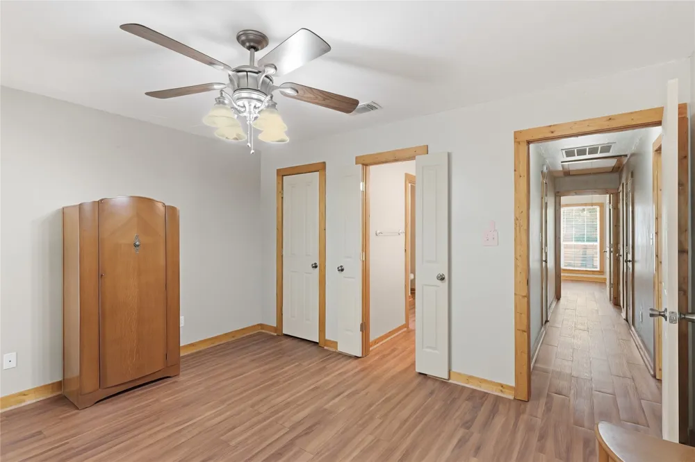 1528 Tidwell Road Brock, TX 76087
