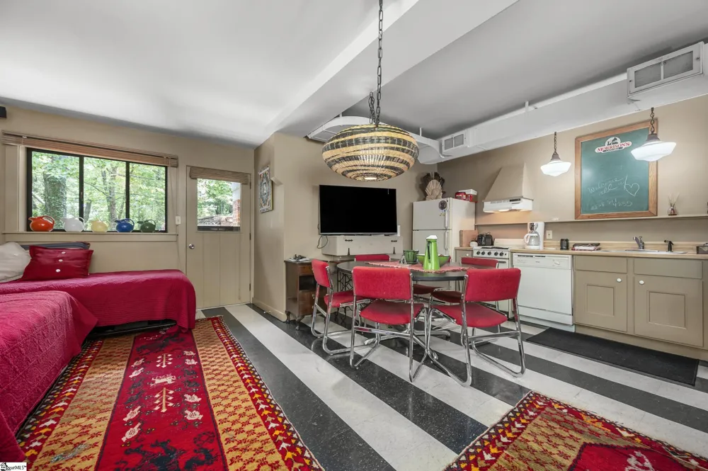 484 Sourwood Ridge Road Tryon, NC 28782