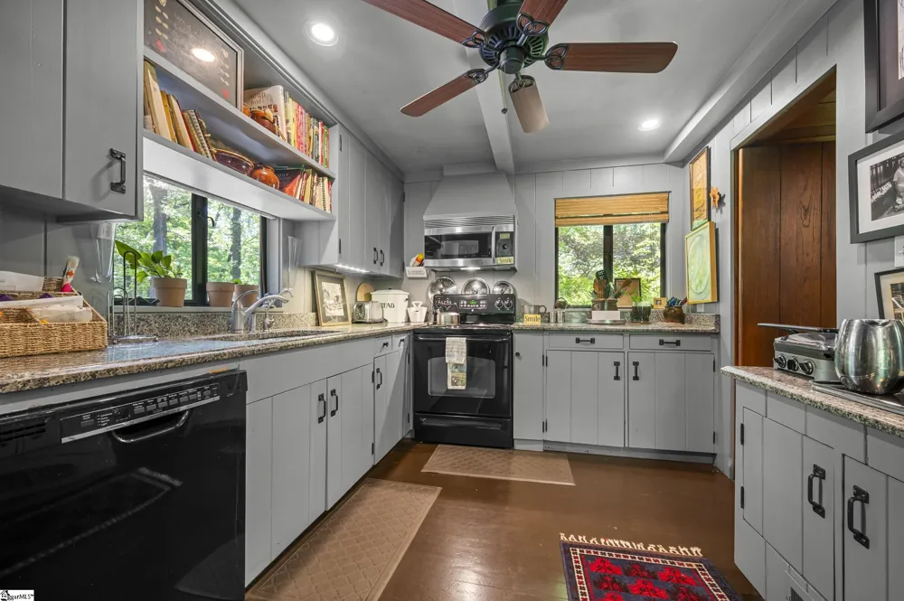484 Sourwood Ridge Road Tryon, NC 28782