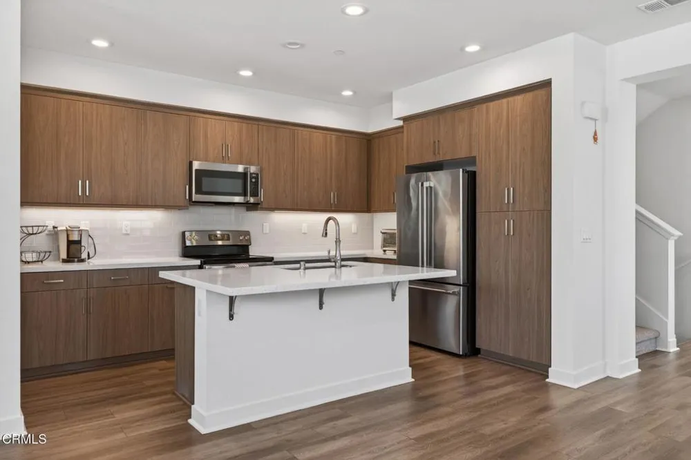 5680 Surfrider Way #101 Goleta, CA 93117