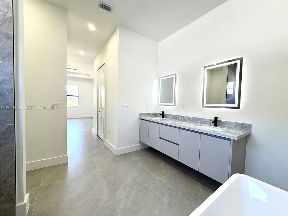 3522 Randall Blvd Naples, FL 34120
