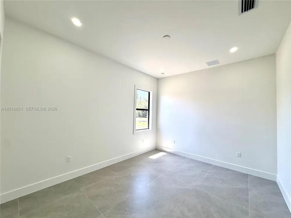 3522 Randall Blvd Naples, FL 34120